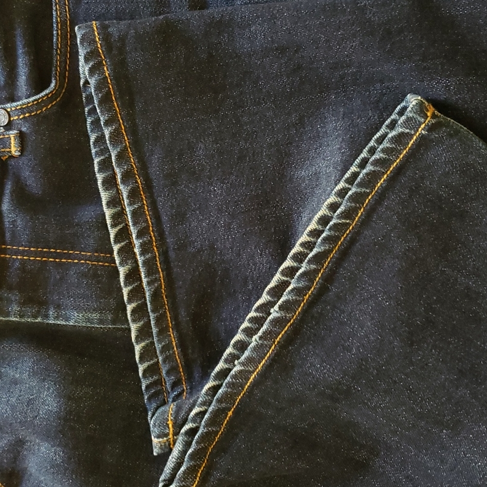 Talbots Heritage Bootcut Darkwash Jean (Petite) - Picture 10 of 10